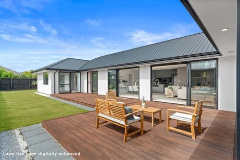 Photo of property in 33 Bronco Drive, Aidanfield, Christchurch, 8025