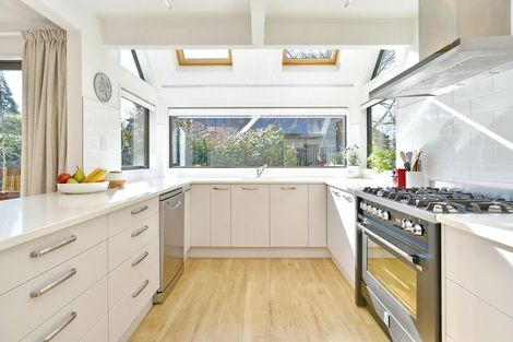 Photo of property in 7 Janelle Place, Rangiora, 7400