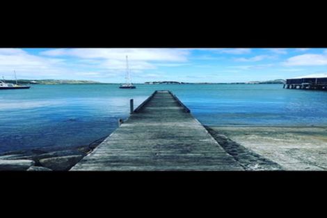 Photo of property in 2/306 Evans Bay Parade, Hataitai, Wellington, 6021