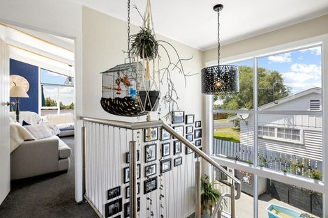 Photo of property in 1 Morrow Avenue, St Andrews, Hamilton, 3200