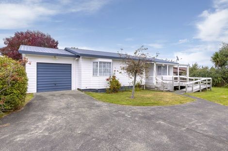 Photo of property in 82 Grace Crescent, Richmond Heights, Taupo, 3330