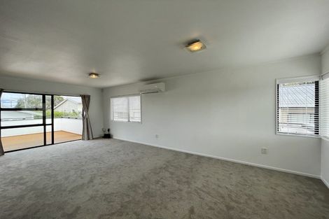 Photo of property in 2/6 Evan Street, Belmont, Auckland, 0622