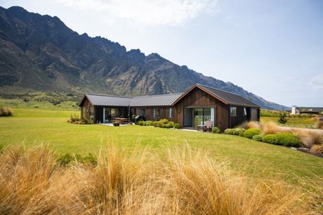 Photo of property in 42 Mckellar Drive, Jacks Point, Queenstown, 9371