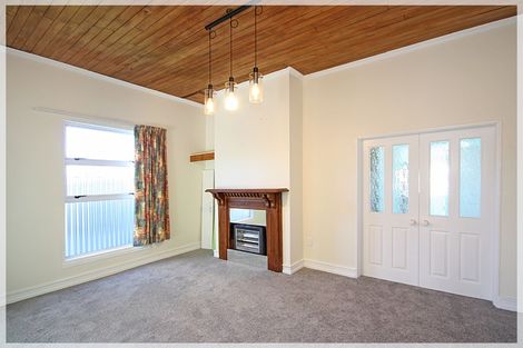 Photo of property in 3 Cook Street, Foxton, 4814