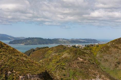 Photo of property in 2/25 Kitchener Terrace, Johnsonville, Wellington, 6037