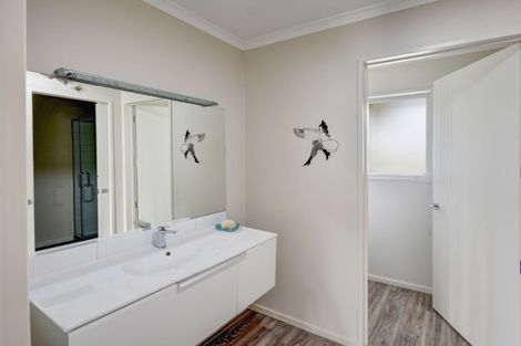 Photo of property in 12 Heathfield Drive, Mosgiel, 9024