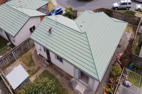 Photo of property in 5 Pohutukawa Grove, Titahi Bay, Porirua, 5022