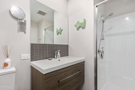 Photo of property in Norfolk Apartments, 307/19 Bute Road, Browns Bay, Auckland, 0630