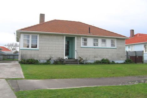 Photo of property in 25 Tweed Street, Roslyn, Palmerston North, 4414