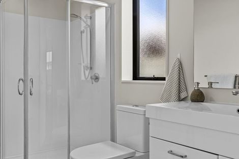 Photo of property in 108 Shillingford Boulevard, Rolleston, 7615