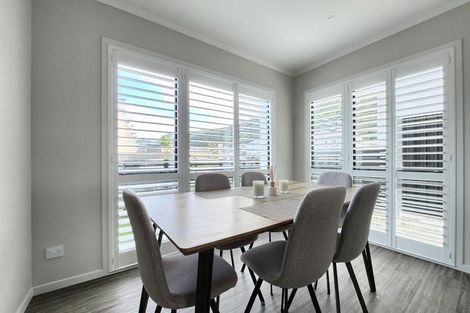 Photo of property in 24 Hokioi Drive, Kenepuru, Porirua, 5022