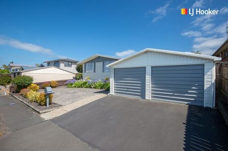 Photo of property in 29 Estuary Crescent, Fairfield, Dunedin, 9018