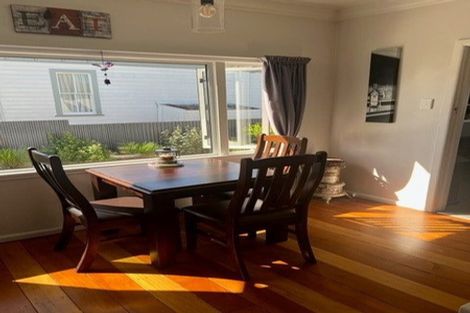 Photo of property in 105 Mayfair Avenue, Mayfair, Hastings, 4122