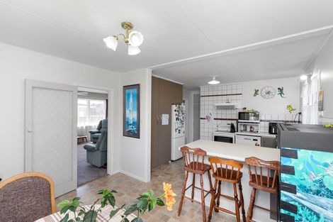 Photo of property in 36 Marlborough Street, Levin, 5510