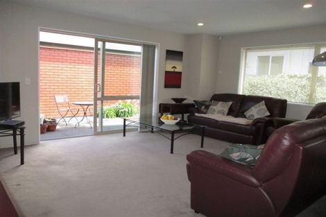 Photo of property in 2/17 Hansons Lane, Upper Riccarton, Christchurch, 8041