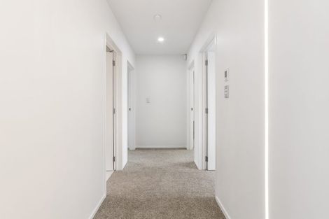 Photo of property in 2a Feasegate Street, Manurewa, Auckland, 2102