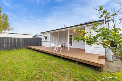 Photo of property in 43 Seddon Street, Wallaceville, Upper Hutt, 5018