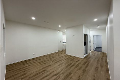 Photo of property in 152 Triangle Road, Massey, Auckland, 0614