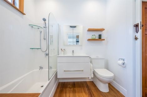 Photo of property in 24 Hart Avenue, Boulcott, Lower Hutt, 5011