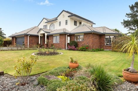 Photo of property in 19 Stableford Drive, Pyes Pa, Tauranga, 3112