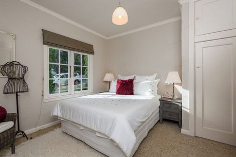 Photo of property in 1/18 Ponsonby Road, Karori, Wellington, 6012