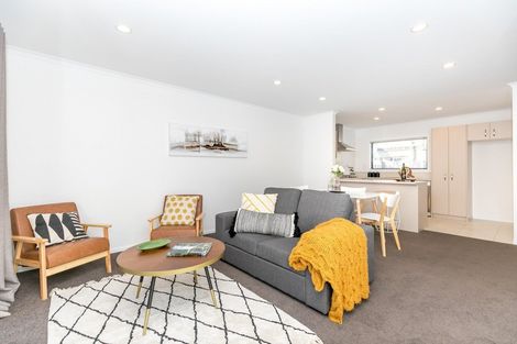 Photo of property in 2/3 Manning Street, Hamilton Central, Hamilton, 3204