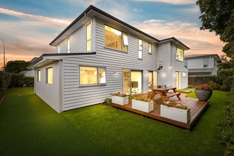 Photo of property in 477 Te Atatu Road, Te Atatu Peninsula, Auckland, 0610