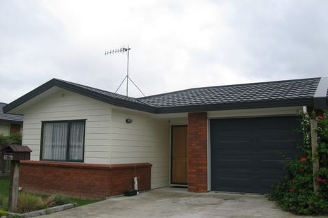 Photo of property in 136a Stokes Valley Road, Stokes Valley, Lower Hutt, 5019