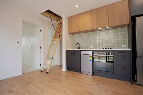 Photo of property in 19 Shelduck Road, Jacks Point, 9371