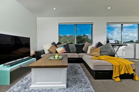 Photo of property in 55 Leo Street, Glen Eden, Auckland, 0602