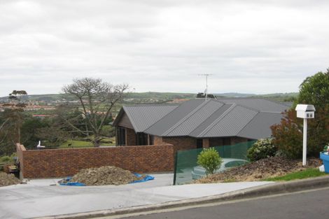 Photo of property in 6b Roberts Road, Matakatia, Whangaparaoa, 0930