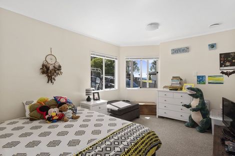 Photo of property in 1209 Whangaparaoa Road, Gulf Harbour, Whangaparaoa, 0930