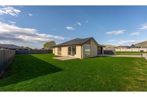 Photo of property in 3 Strawberry Lane, Waimate, 7924