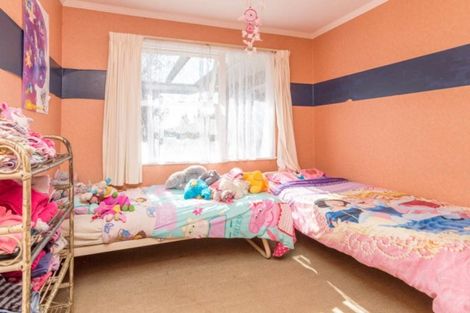 Photo of property in 9 Waterford Place, Westbrook, Palmerston North, 4412