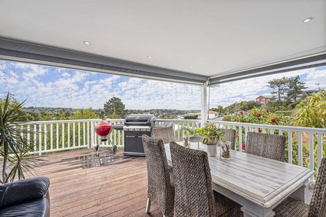 Photo of property in 143 Browns Bay Road, Browns Bay, Auckland, 0630
