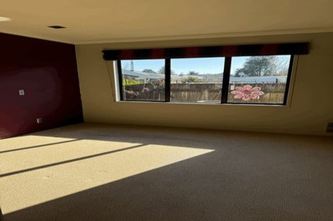 Photo of property in 127 Victoria Street, Cambridge, 3434