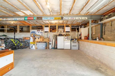 Photo of property in 5 Hellyer Street, Macandrew Bay, Dunedin, 9014