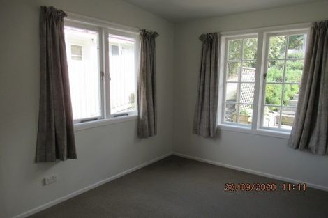 Photo of property in 5 Montana Avenue, Murrays Bay, Auckland, 0630