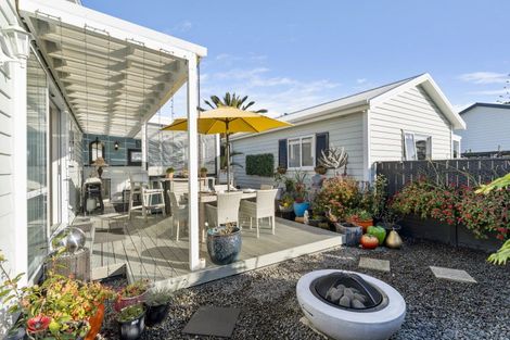 Photo of property in 39 Seagrass Place, Otaki Beach, Otaki, 5512