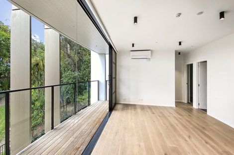 Photo of property in 105/8 Kingsland Terrace, Kingsland, Auckland, 1021