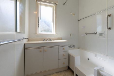 Photo of property in 67 Alverston Street, Waterview, Auckland, 1026