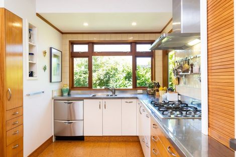 Photo of property in 35 Goldsmith Road, Hospital Hill, Napier, 4110