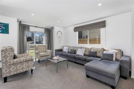 Photo of property in 25 Bukem Place, Favona, Auckland, 2024