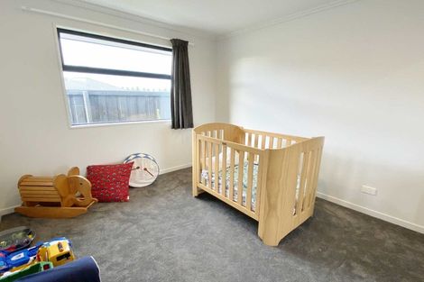 Photo of property in 192 Faringdon Boulevard, Rolleston, 7615