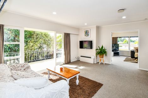 Photo of property in 10 Kavanagh Place, Opaheke, Papakura, 2113