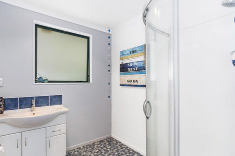 Photo of property in 32 Sunvale Place, Gate Pa, Tauranga, 3112