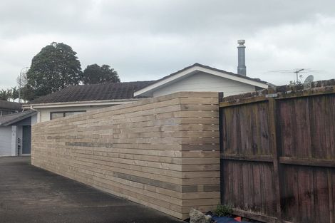 Photo of property in 15 Lyren Place, Half Moon Bay, Auckland, 2012