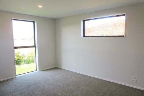 Photo of property in 26 Mount Creighton Crescent, Wanaka, 9305