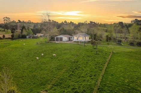 Photo of property in 56 Aubrey Road, Stillwater, Silverdale, 0993