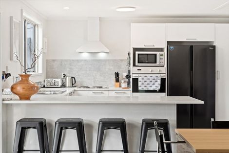 Photo of property in 34b Golf Road, Mount Maunganui, 3116